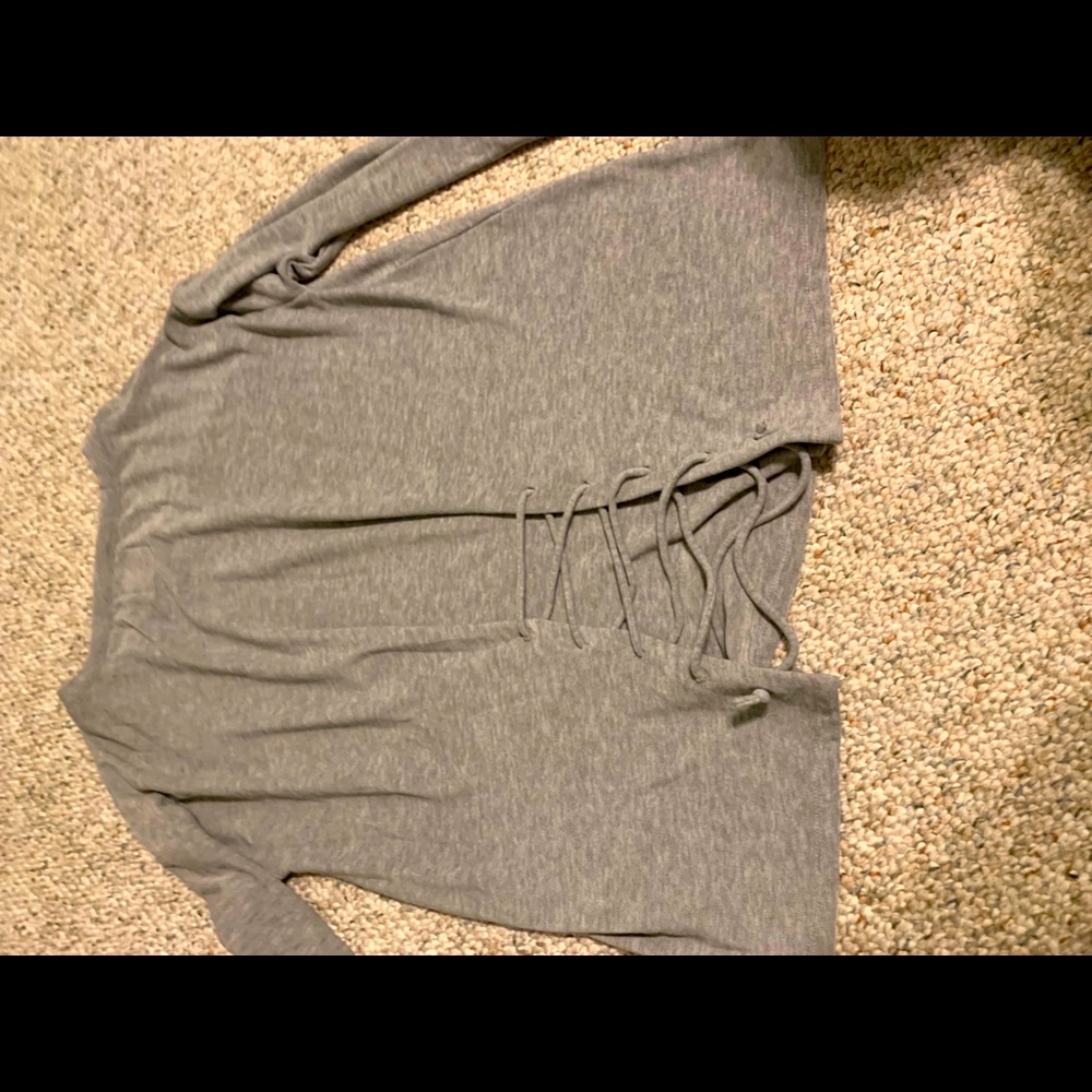 CHASER yoga sweatshirt. Size L
